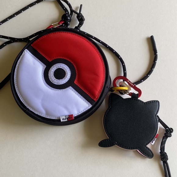 LEVI'S X POKÉMON POKEBALL CROSSBODY Zippered Bag - Picture 12 of 16
